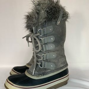 GUC SOREL Joan of Artic Snow Winter Boots Size 5 Gray Faux Fur Waterproof
